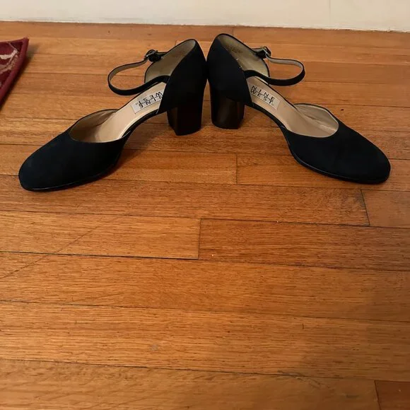 Nine West Black Strapped Heels size 10M - Picture 2 of 11